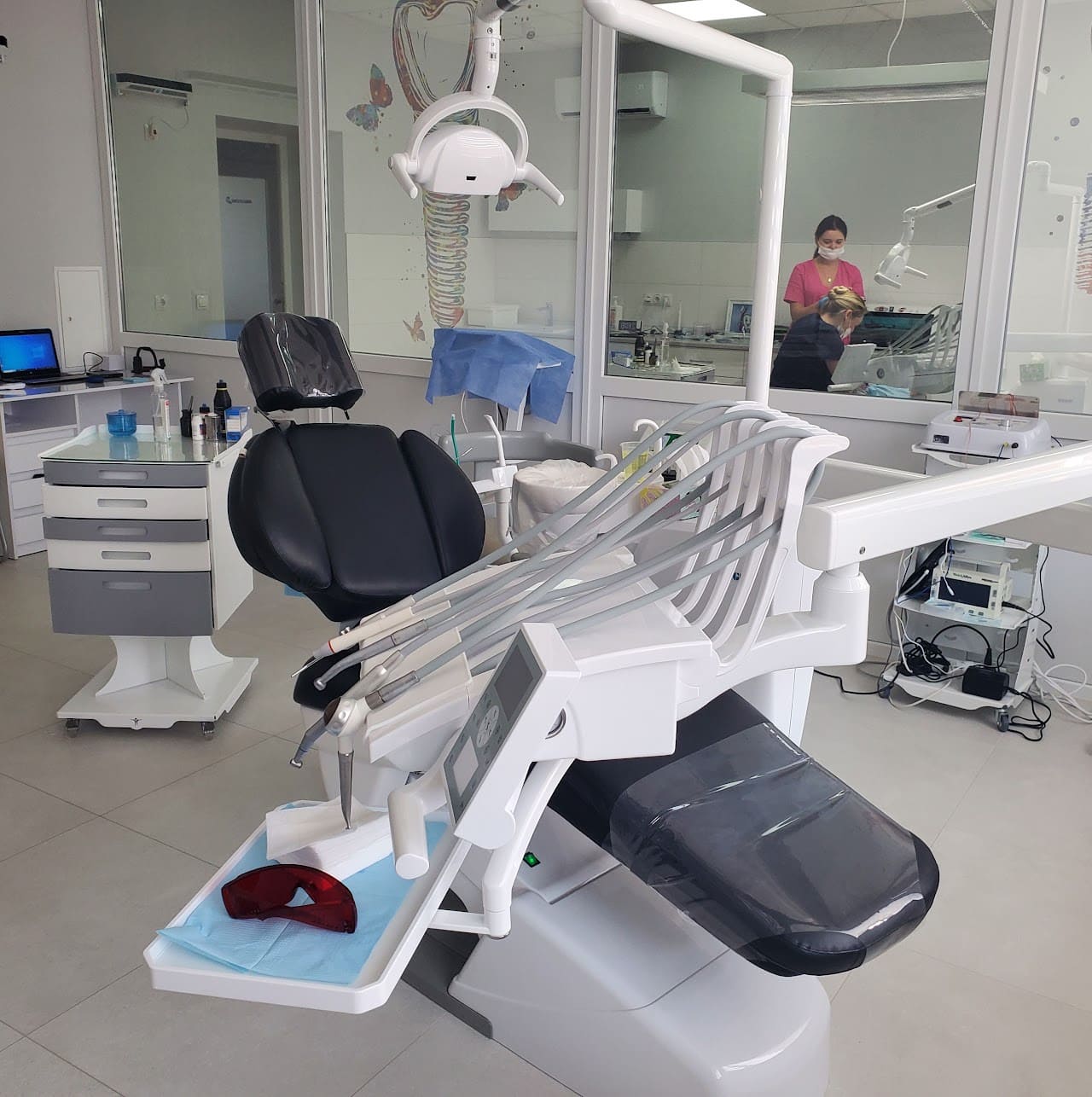 Інтер'єр стоматологічного центру Філігранно у Луцьку